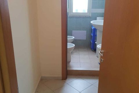 L'establiment comercial a Quartucciu, Cagliari, Quartucciu - € 600/mes | Ref: 1171 - foto 24