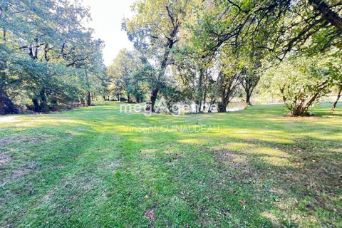 Helårsgrund i Cholet, Maine-et-Loire, Cholet - € 69.500 | Ref: 187522 - foto 1