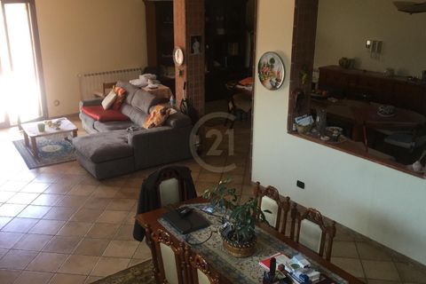 Villa i Mascalucia, Catania, Mascalucia - € 460.000 | Ref: 3673 - foto 2