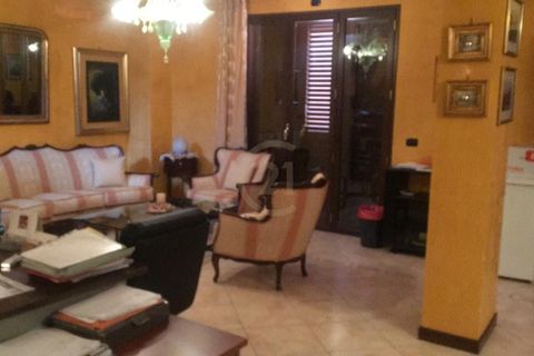 Villa i Mascalucia, Catania, Mascalucia - € 460.000 | Ref: 3673 - foto 18
