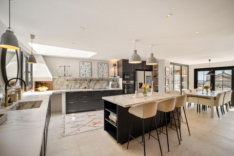 Villa i Marbella, Malaga, Marbella - € 1.695.000 | Ref: CPMarbellaHillClub - foto 30