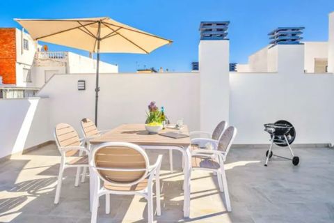 Rækkehus i Nerja, Malaga, Nerja - € 585.000 | Ref: DH303214 - foto 13