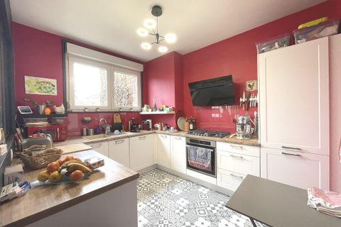 Villa i Lens, Pas-de-Calais, Lens - € 195.000 | Ref: VM886 - foto 2