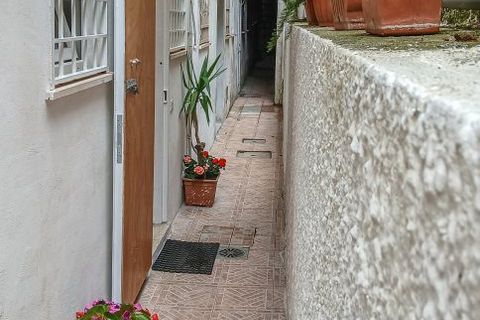 Lejlighed i Rome, Rome, Rome - € 59.000 | Ref: TOMBA DI NERONE VIA BRACCIANO - foto 7