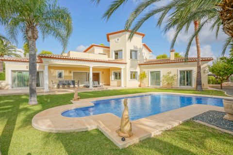 Villa i Benissa, Alicante, Benissa - € 1.350.000 | Ref: SLV15-9755M - foto 1