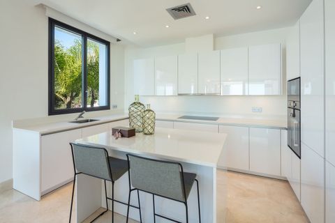 Penthouse i Marbella, Malaga, Marbella - € 3.250.000 | Ref: R4250848 - foto 12