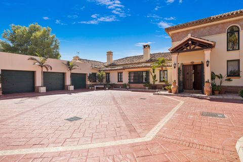 Villa i Benahavis, Malaga, Benahavis - € 3.250.000 | Ref: R4331539 - foto 4