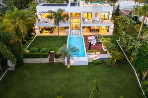 Villa i Marbella, Malaga, Marbella - € 4.950.000 | Ref: R4776739 - foto 32