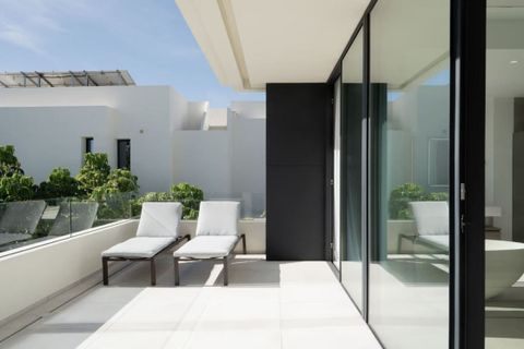 Villa i Estepona, Malaga, Estepona - € 1.850.000 | Ref: R4884310 - foto 15