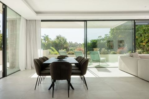 Villa i Estepona, Malaga, Estepona - € 1.850.000 | Ref: R4884310 - foto 40