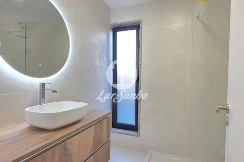 Villa i Vila do Conde, Porto, Vila do Conde - € 425.000 | Ref: 240-M-24164 - foto 16