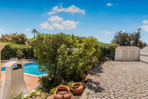 Villa i Albufeira, Faro, Albufeira - € 790.000 | Ref: IDH33600 - foto 8