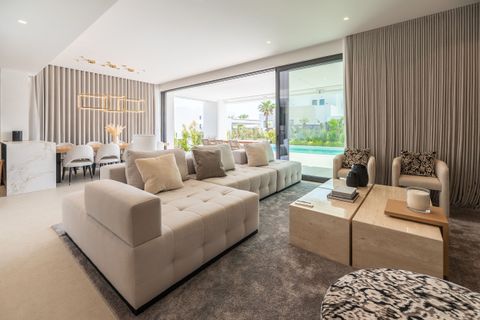Villa a Marbella, Malaga, Marbella - € 2.700.000 | Ref: SPCRM3343 - foto 4