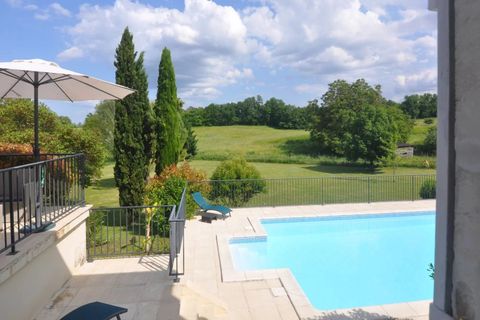 Villa a Aubeterre-sur-Dronne, Charente, Aubeterre-sur-Dronne - € 424.000 | Ref: BVI81076 - foto 2