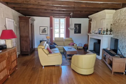 Villa a Aubeterre-sur-Dronne, Charente, Aubeterre-sur-Dronne - € 424.000 | Ref: BVI81076 - foto 3
