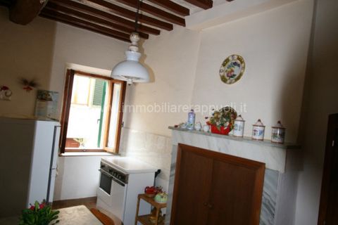 Villa a Trequanda, Siena, Trequanda - € 160.000 | Ref: TT9 - foto 2