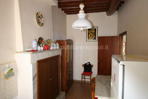 Villa a Trequanda, Siena, Trequanda - € 160.000 | Ref: TT9 - foto 9
