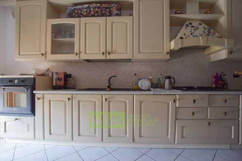 Leilighet i Comunanza, Ascoli Piceno, Comunanza - € 190 000 | Ref: 114872 - foto 7