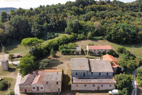 Landejendom i Ripatransone, Ascoli Piceno, Ripatransone - € 690.000 | Ref: 32478 - foto 16