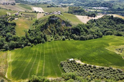 Helårsgrund i Ripatransone, Ascoli Piceno, Ripatransone - € 249.000 | Ref: 33465 - foto 1