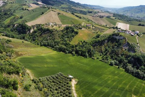 Helårsgrund i Ripatransone, Ascoli Piceno, Ripatransone - € 249.000 | Ref: 33465 - foto 6