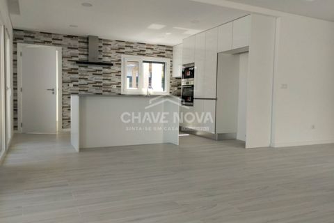 Villa i Seixal, Setubal, Seixal - € 620.000 | Ref: SXL/00184 - foto 5
