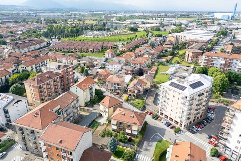 Villa a Beinasco, Turin, Beinasco - € 680.000 | Ref: CBI131-2181-1904 - foto 9