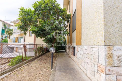 Villa a Beinasco, Turin, Beinasco - € 680.000 | Ref: CBI131-2181-1904 - foto 32