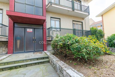 Villa a Beinasco, Turin, Beinasco - € 680.000 | Ref: CBI131-2181-1904 - foto 33