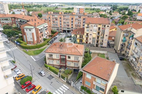 Villa a Beinasco, Turin, Beinasco - € 680.000 | Ref: CBI131-2181-1904 - foto 37