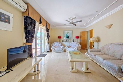 Villa i Benissa, Alicante, Benissa - € 1.399.000 | Ref: IZC-61389 - foto 8
