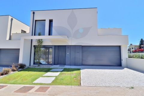 Reihenhaus in Braga, Braga, Braga - € 575.000 | Ref: 013-3915 - Foto 7