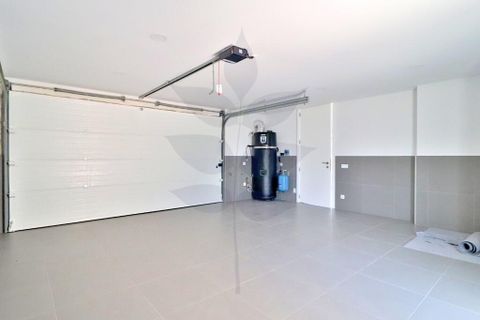 Reihenhaus in Braga, Braga, Braga - € 575.000 | Ref: 013-3915 - Foto 39