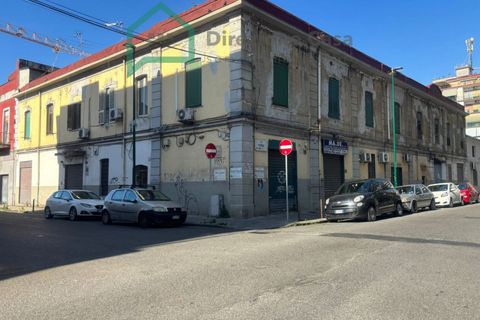 Villa i Naples, Naples, Naples - € 1.300.000 | Ref: VIA F LOFFREDO - foto 3