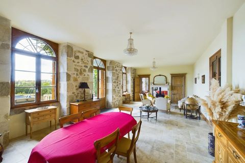 Villa a Confolens, Charente, Confolens - € 1.034.250 | Ref: BVI60344 - foto 3