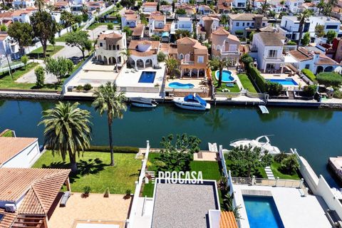 Villa a Empuriabrava, Gerona, Empuriabrava - € 1.395.000 | Ref: 3789 - foto 25