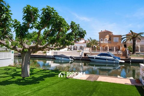 Villa a Empuriabrava, Gerona, Empuriabrava - € 1.395.000 | Ref: 3789 - foto 28