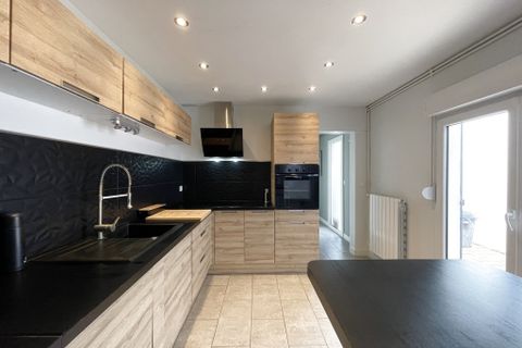Villa i Lens, Pas-de-Calais, Lens - € 195.500 | Ref: DGVMA40001687 - foto 1