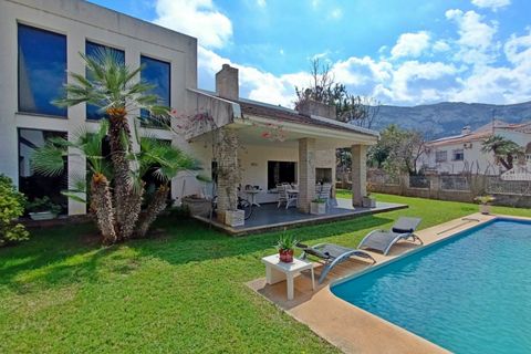 Villa i Denia, Alicante, Denia - € 1.190.000 | Ref: AZ00467 - foto 6