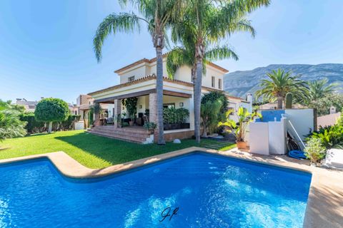 Villa i Denia, Alicante, Denia - € 1.290.000 | Ref: C 810 X - foto 5