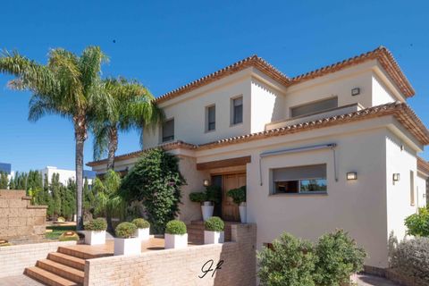 Villa i Denia, Alicante, Denia - € 1.290.000 | Ref: C 810 X - foto 3
