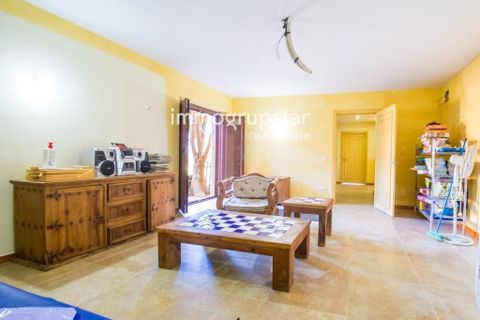 Villa a Mont-Ras, Gerona, Mont-Ras - € 1.180.000 | Ref: 1045 - foto 12