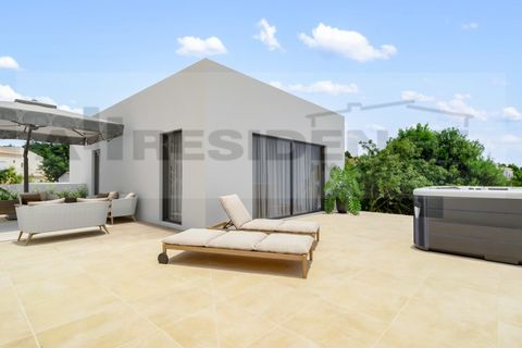 Villa i Almancil, Faro, Almancil - € 1.690.000 | Ref: V5-01 - foto 41