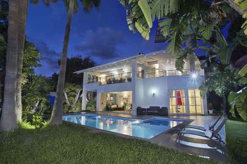 Villa i Elviria, Malaga, Elviria - € 1.999.900 | Ref: R5049469 - foto 1