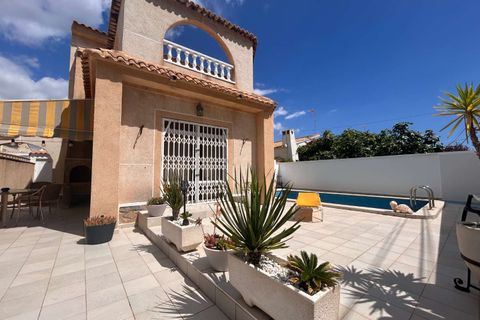 Villa i Orihuela, Alicante, Orihuela - € 357.000 | Ref: C-1153 - foto 2