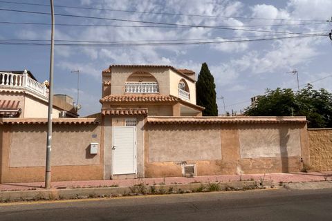Villa i Orihuela, Alicante, Orihuela - € 357.000 | Ref: C-1153 - foto 37