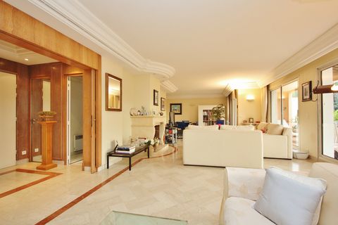 Villa i Mougins, Alpes-Maritimes, Mougins - € 1.100.000 | Ref: HH-13347786 - foto 14
