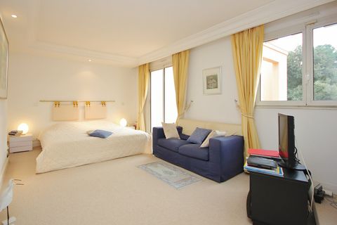 Villa i Mougins, Alpes-Maritimes, Mougins - € 1.100.000 | Ref: HH-13347786 - foto 19