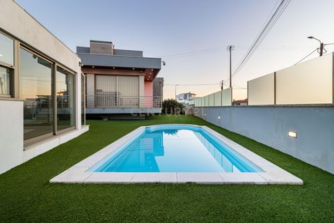 Villa a Mogadouro, Braganca, Mogadouro - € 640.000 | Ref: C0406-02314 - foto 2