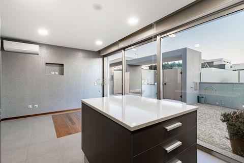 Villa a Mogadouro, Braganca, Mogadouro - € 640.000 | Ref: C0406-02314 - foto 13